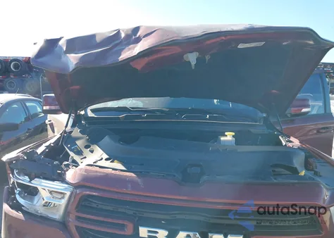 2019 Ram 1500 Big Horn/Lone Star 4X4 5'7 Box из США, поврежденный, VIN 1C6SRFFT3KN641126